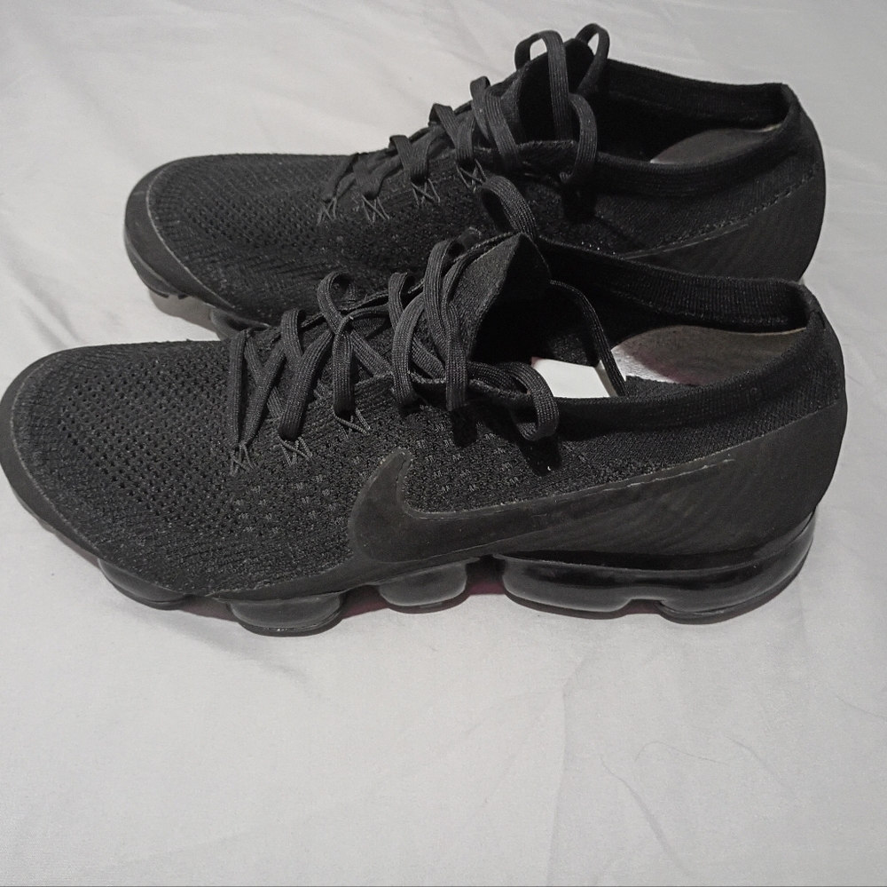 Nike Flyknit - Picture 1 of 6